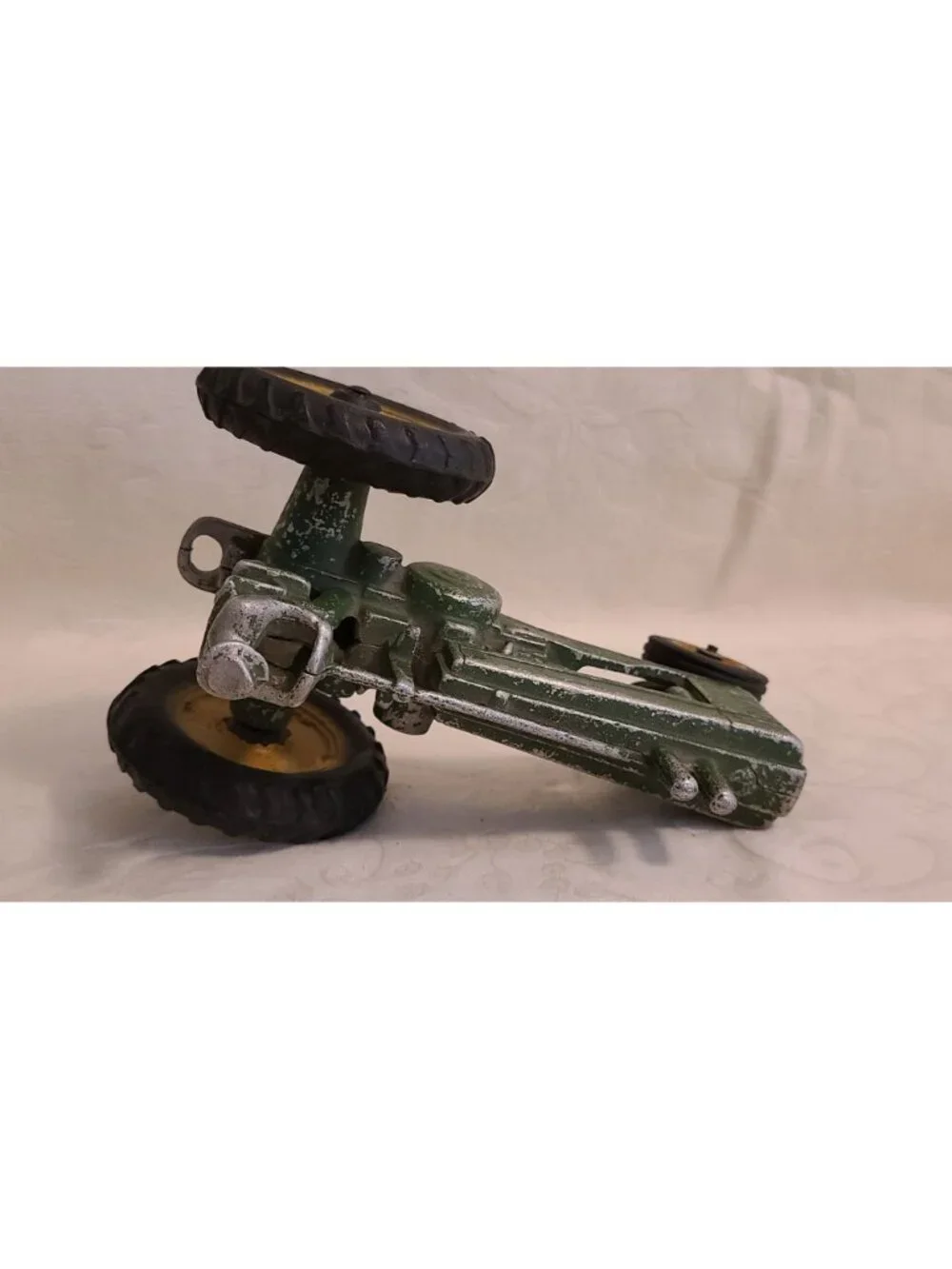 Vintage 1940s-50s 1/16 Arcade/ERTL  John Deere Model A Toy Tractor